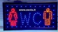 Enseigne lumineuse LED escrito con WC.