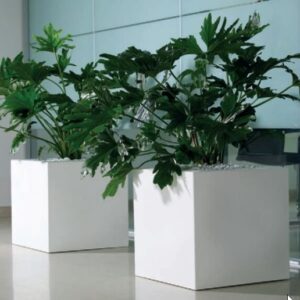 VASE KUBE avec des roues 40 CM