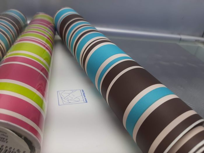 FRISE ADHÉSVE AVEC BANDES BLEUES ET MARRON - immagine 4