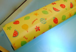 VITAMINES JAUNE PLASTIQUE ADHÉSIF